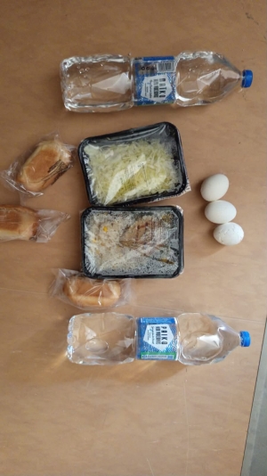 Το μενού του Πλεύρη για τους πρόσφυγες στο στρατόπεδο της Σιντικής