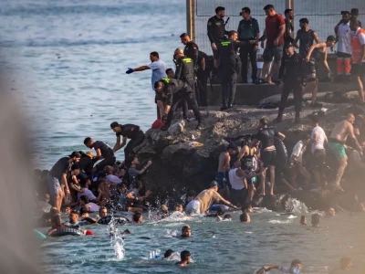 Οι Μεταναστες δολοφονούνται στα σύνορα της ΕΕ φρούριο, Μητσοτάκης και Ακροδεξιά χέρι-χέρι χύνουν ρατσιστικό δηλητήριο